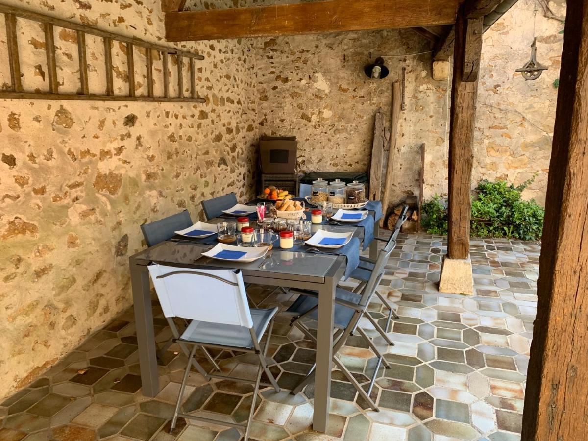 La Maison D'Emilie - Chambres D'Hotes Chaumes-en-Brie Eksteriør billede