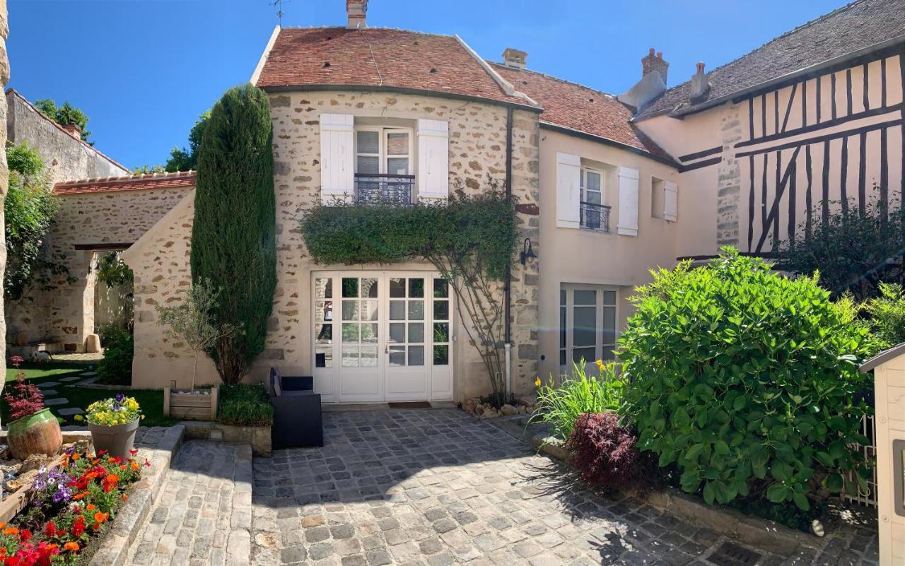 La Maison D'Emilie - Chambres D'Hotes Chaumes-en-Brie Eksteriør billede