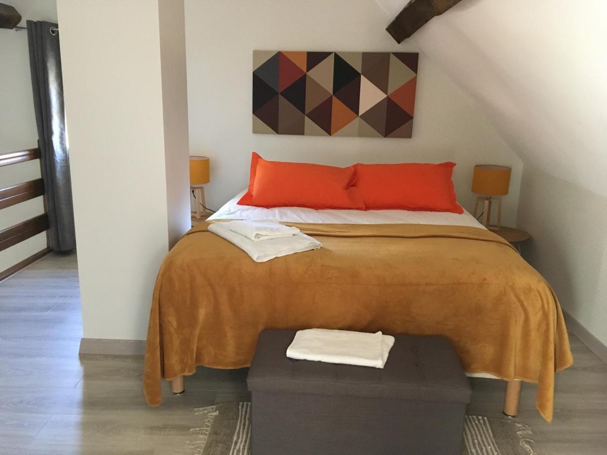 La Maison D'Emilie - Chambres D'Hotes Chaumes-en-Brie Eksteriør billede