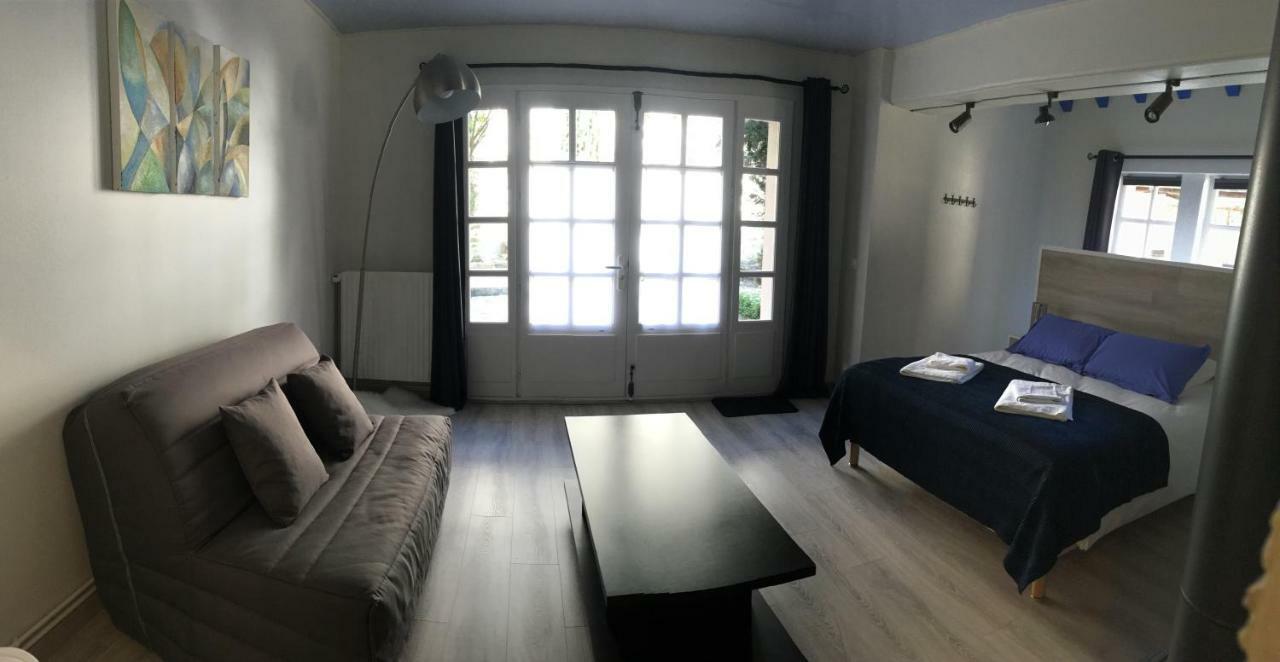 La Maison D'Emilie - Chambres D'Hotes Chaumes-en-Brie Eksteriør billede