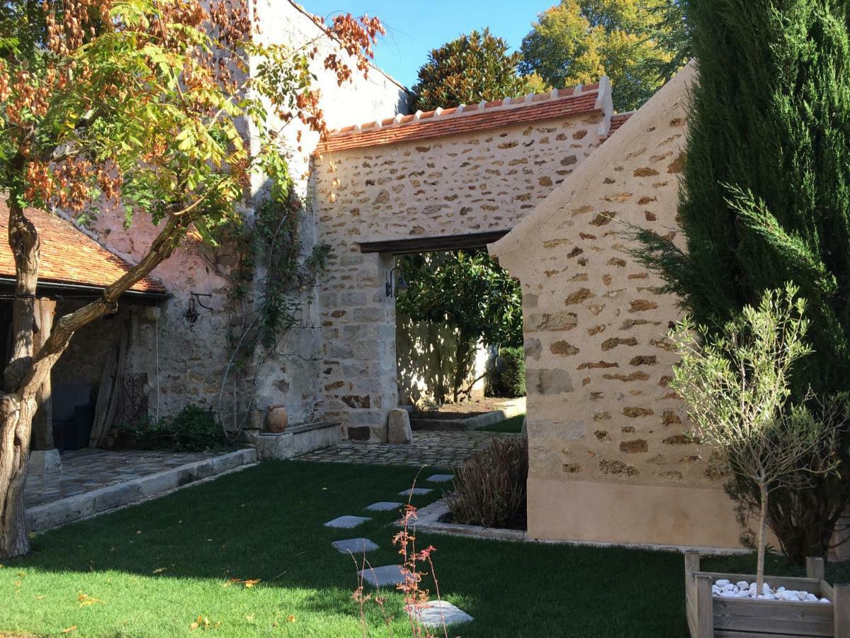 La Maison D'Emilie - Chambres D'Hotes Chaumes-en-Brie Eksteriør billede
