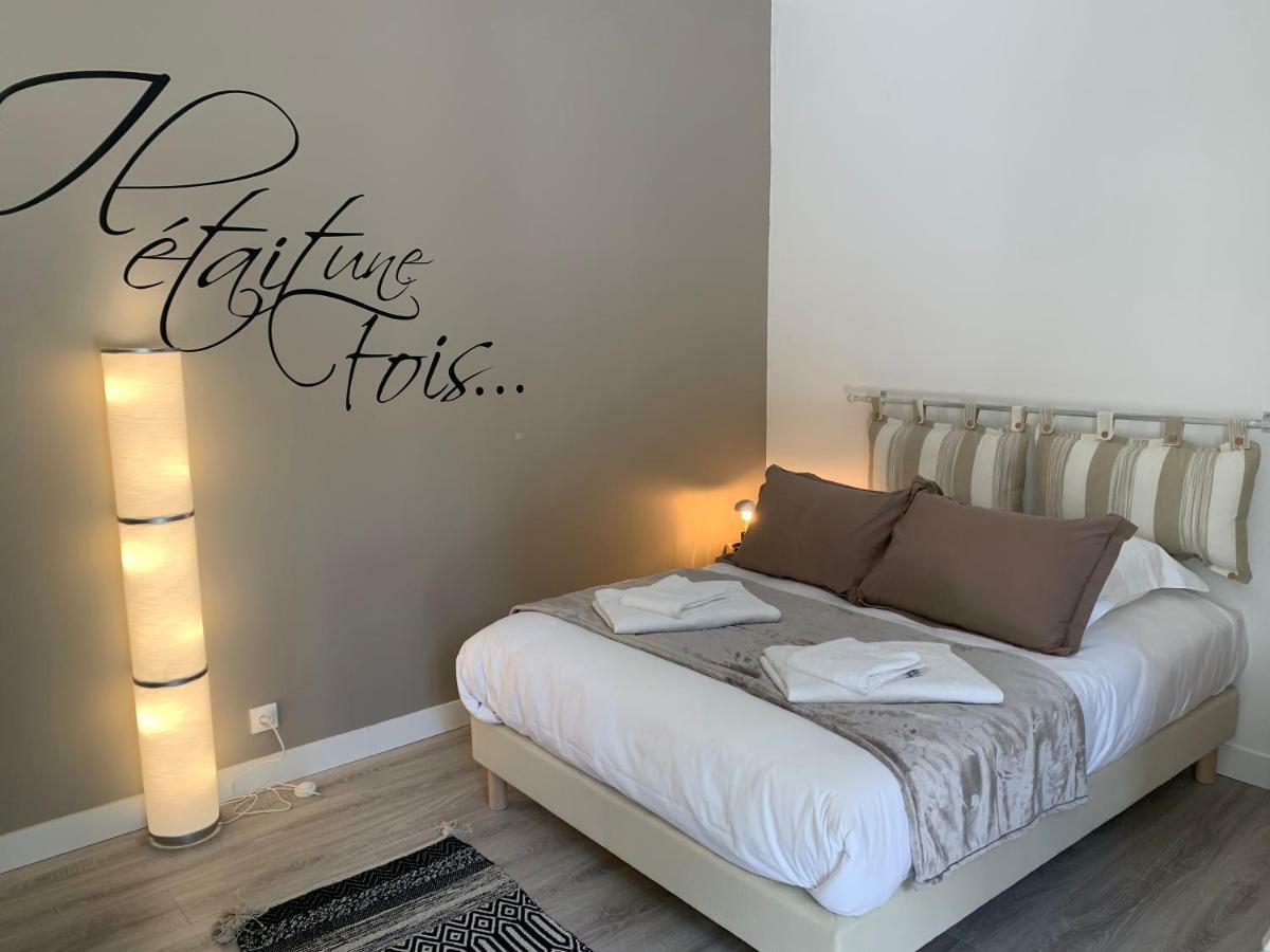 La Maison D'Emilie - Chambres D'Hotes Chaumes-en-Brie Eksteriør billede