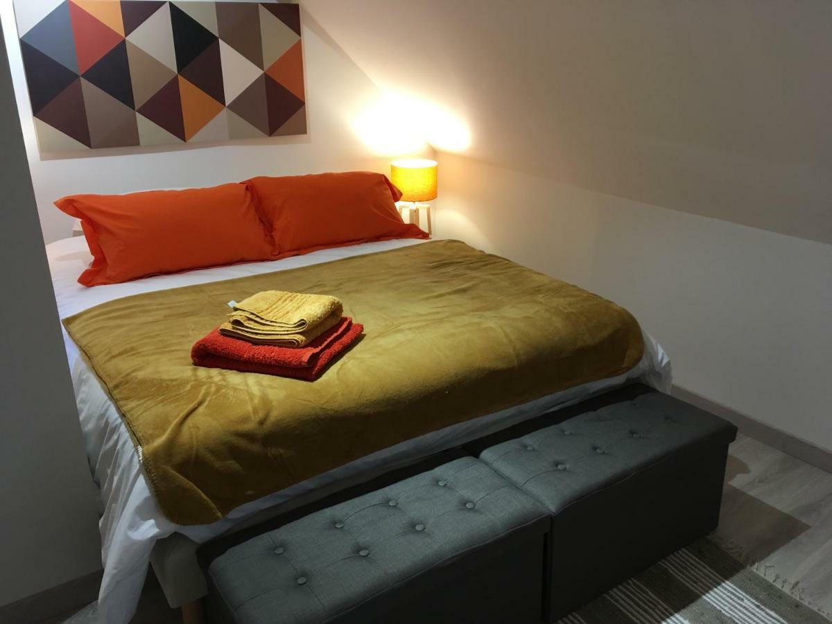La Maison D'Emilie - Chambres D'Hotes Chaumes-en-Brie Eksteriør billede